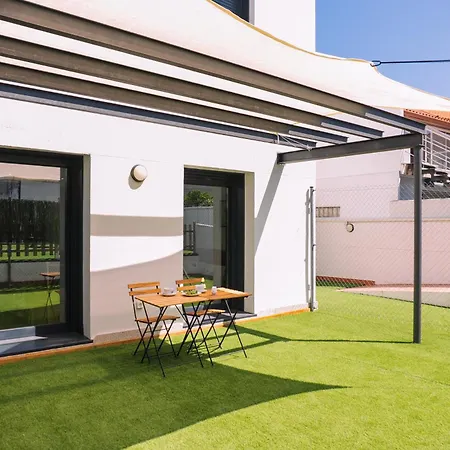 Playa, Relax Y Piscina En By